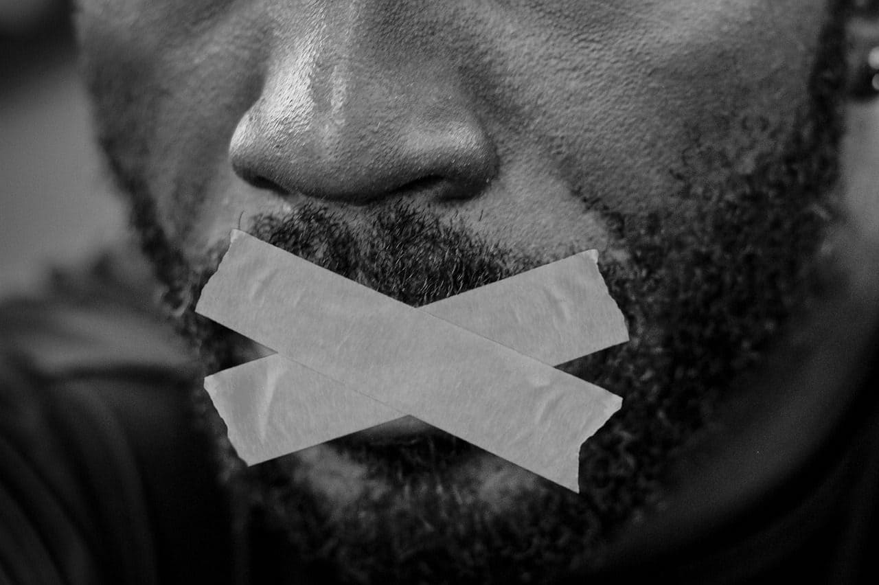 Si la Universidad de Cambridge destituyera a Cofnas, sería una advertencia para estudiantes y académicos de todo el mundo: cuando se trata de temas controvertidos, ni siquiera las universidades más renombradas del mundo mantendrán su compromiso de defender la libertad de pensamiento y discusión. Foto: Pixabay.