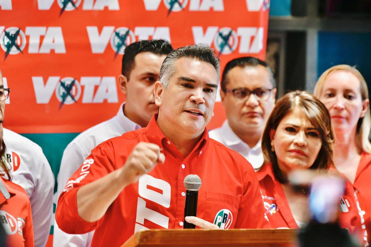 alito moreno alejandro moreno 2