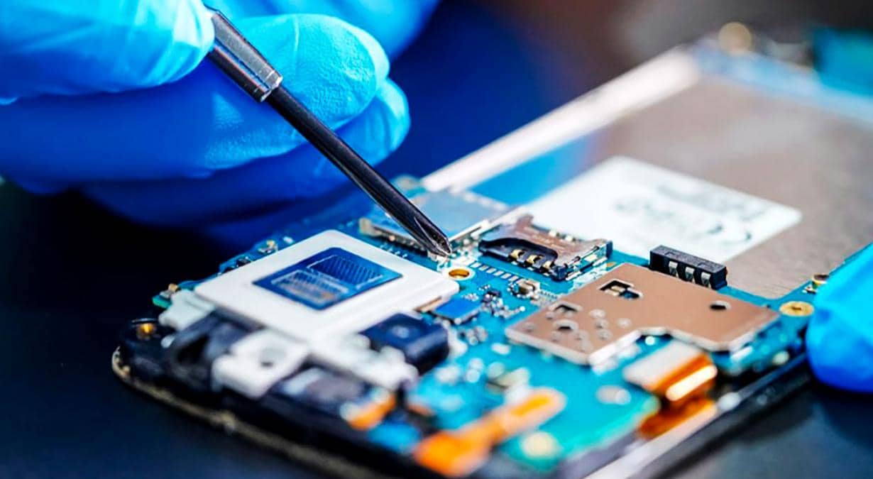 Repara-celulares-y-tablets-cursos-gratis-Fundación-Carlos-Slim