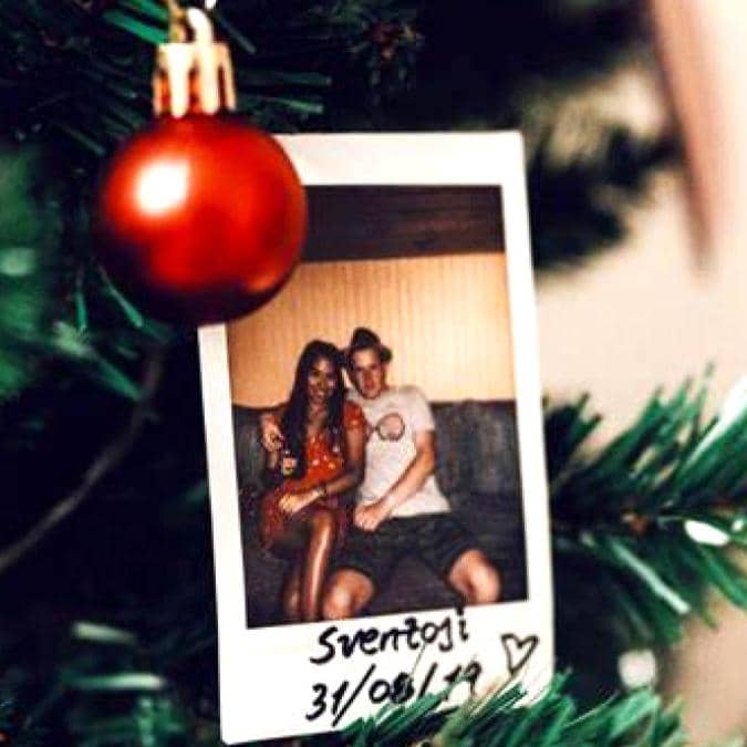 que-regalar-pareja-navidad-cámara-fotos