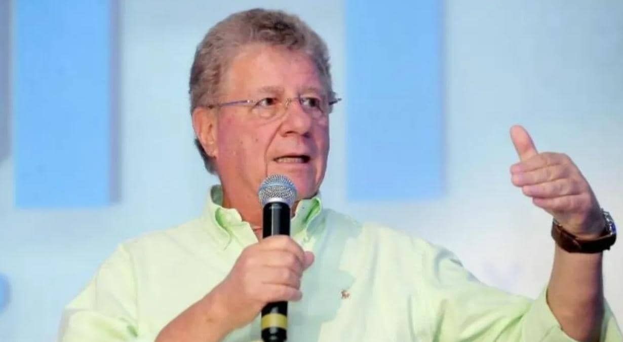 Despiden-Carlos-Alazraki-El Universal-AMLO