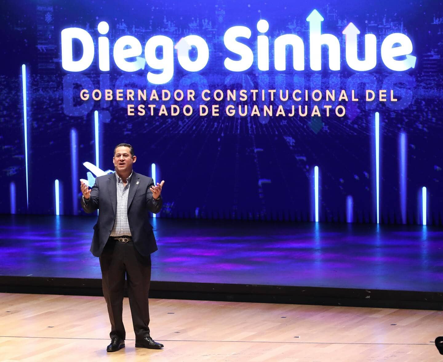 diego sinhue 4