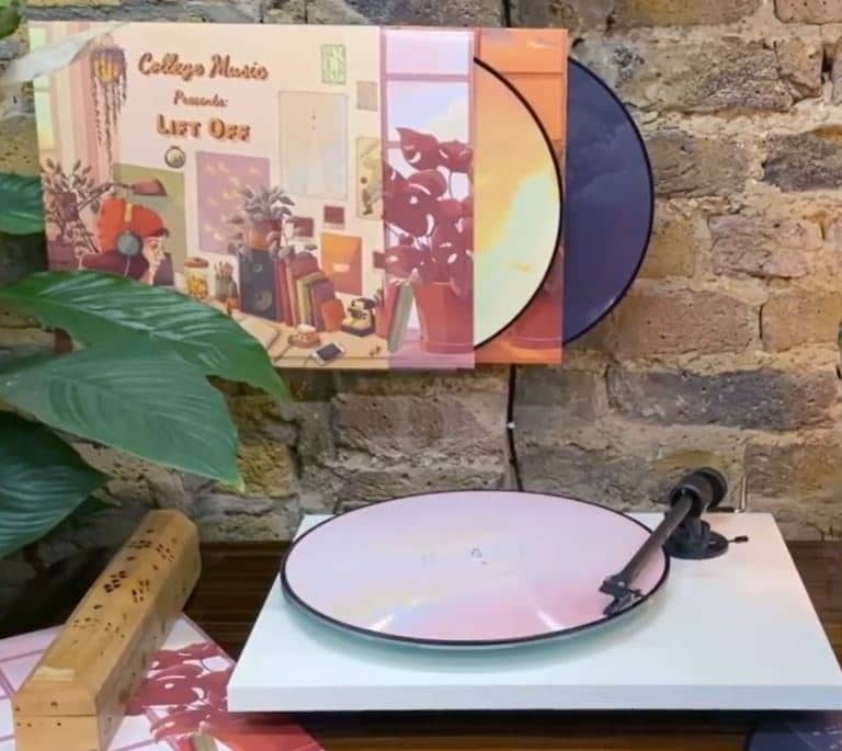 Quién es la Chica LoFi y por qué es tan importante para el Internet portada lofi girl historia 4