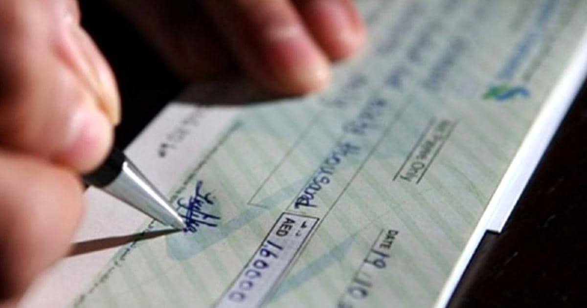 Como-evitar-estafas-al-vender-tu-auto-cheque-sin-fondos
