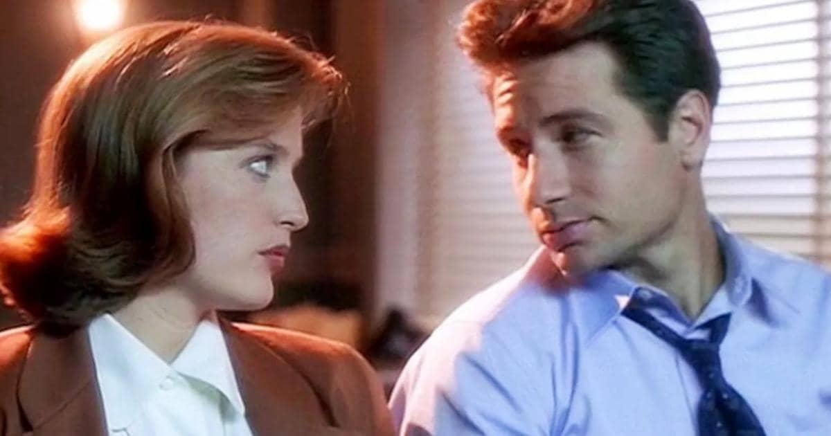 Mulder-y-Scully-Expedientes-Secretos-X