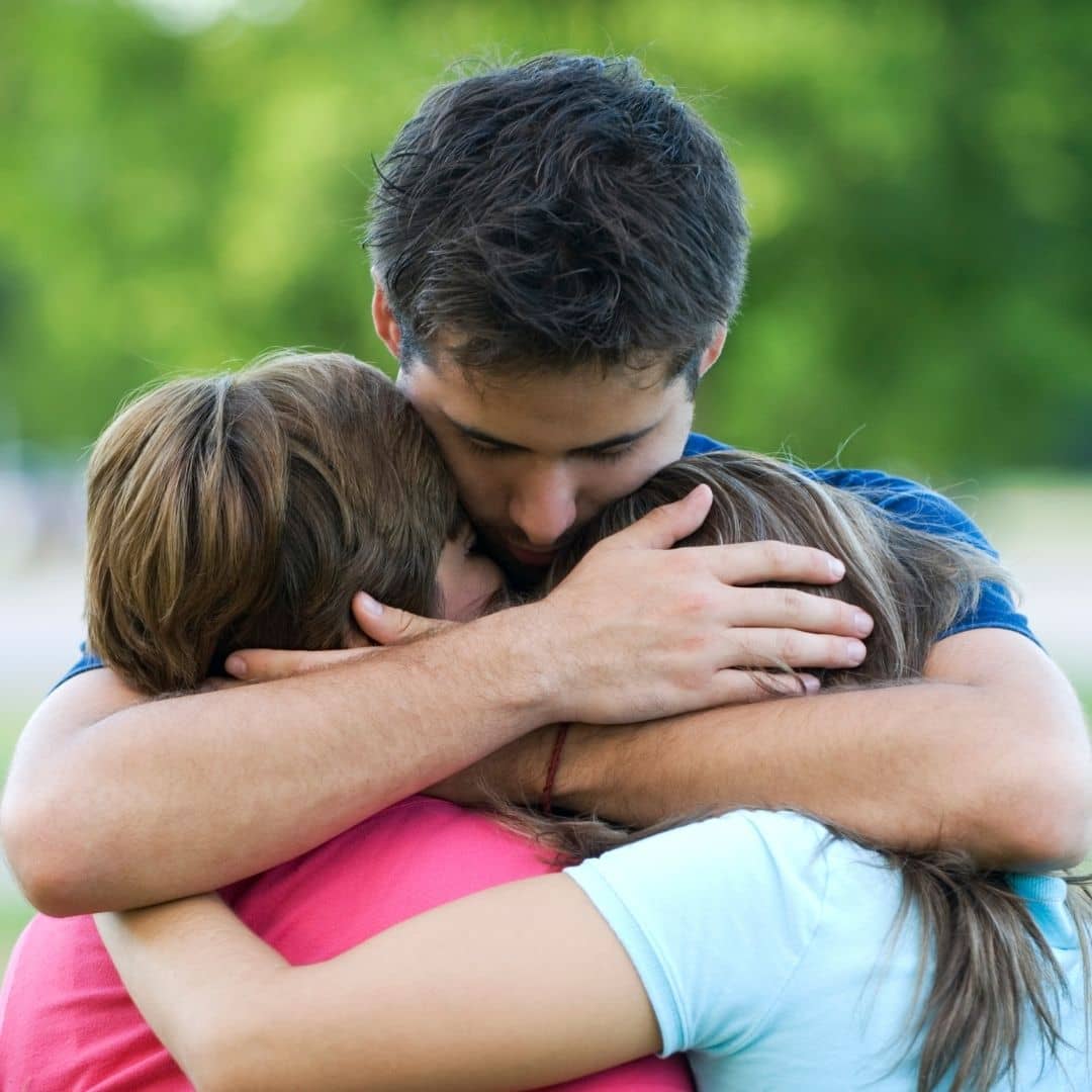 Qué obligaciones tengo con los hijos de mi pareja portada 2