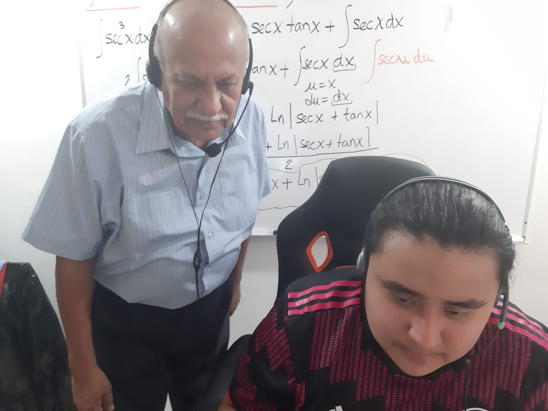 En el IPN Virtual recibirás clases y asesorías de tus profesores | Foto: Twitter IPN