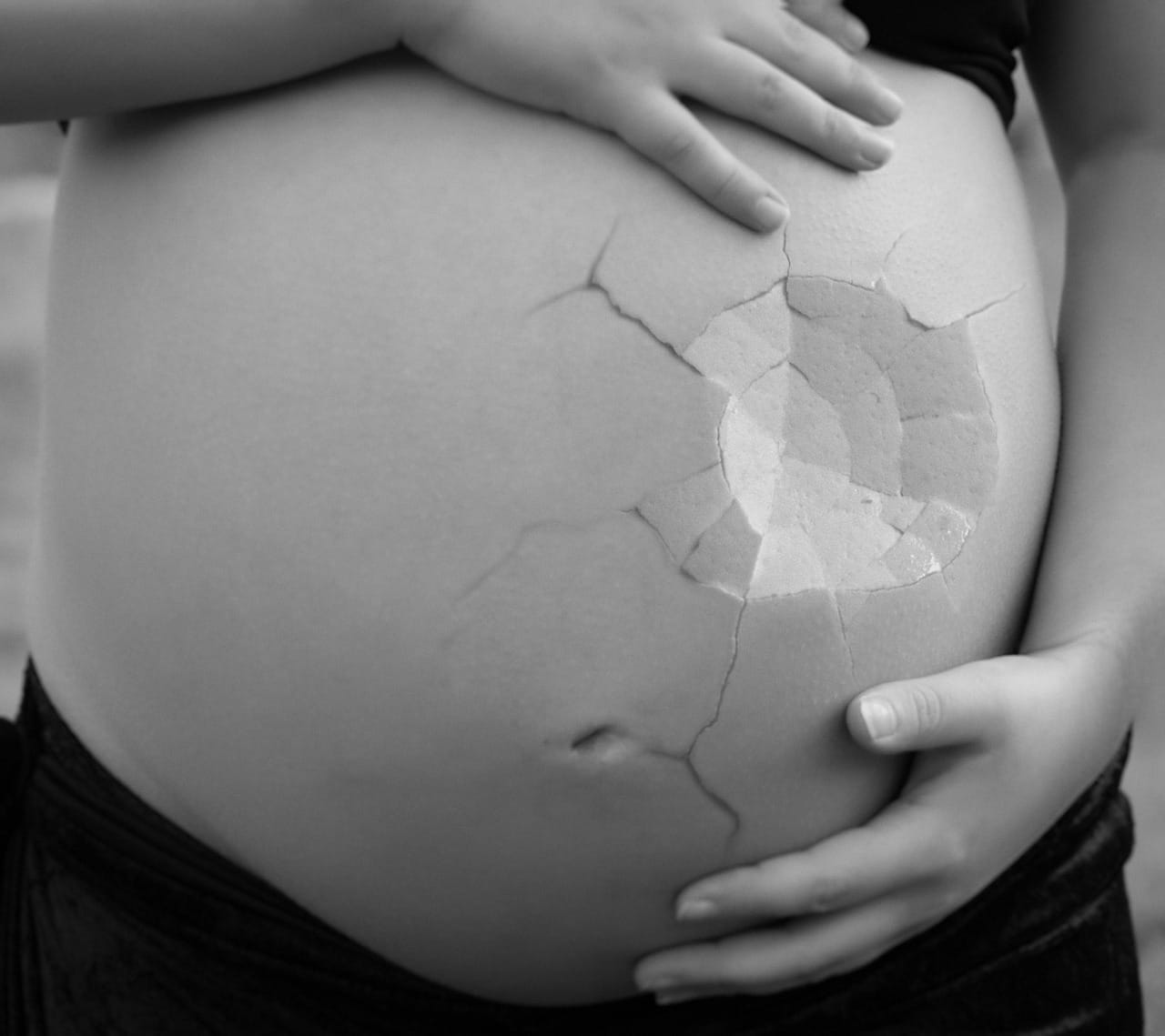 Someterá a las mujeres a una vida de vulnerabilidad y miedo frente a cualquier posible querellante autorizado a demandar | Foto: Pixabay
