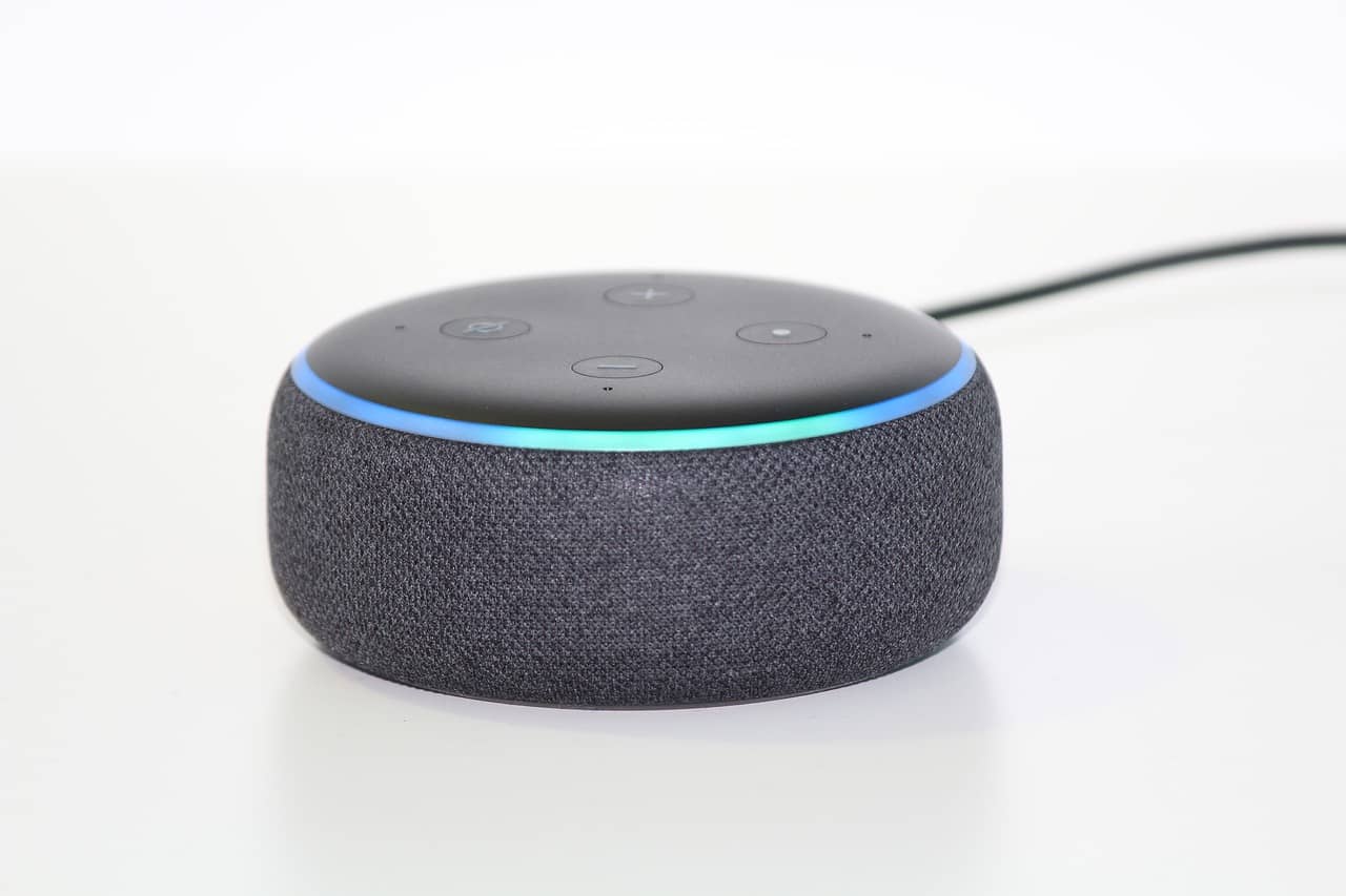 Quienes todavía dudan sobre la amenaza de la Inteligencia Artificial para los trabajos manuales deben recordar qué hace Alexa exactamente Foto: Pixabay