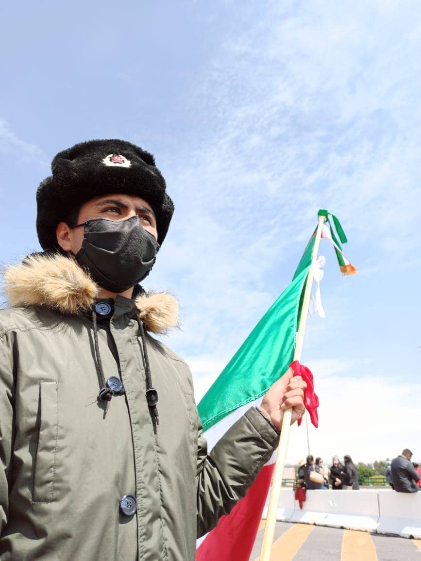 Yo soy más rojo que el jitomate. Este es el líder de Morena que defiende a Putin 3