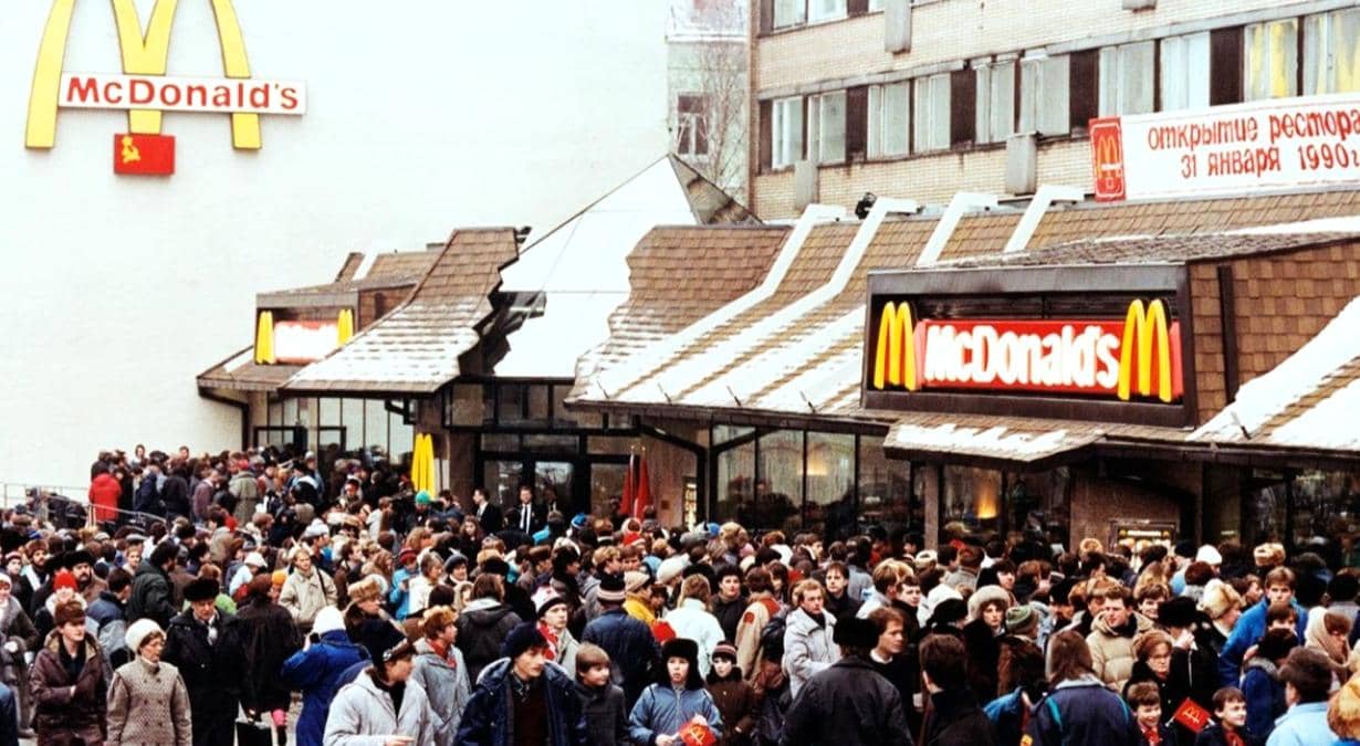 marcas-que-se-quedan-en-Rusia-McDonalds
