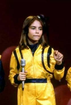 Sasha Sokol salió de Timbiriche a los 17 años y reveló que fue obligada por su mamá para evitar el contacto con el productor | Foto: Revista Fama
