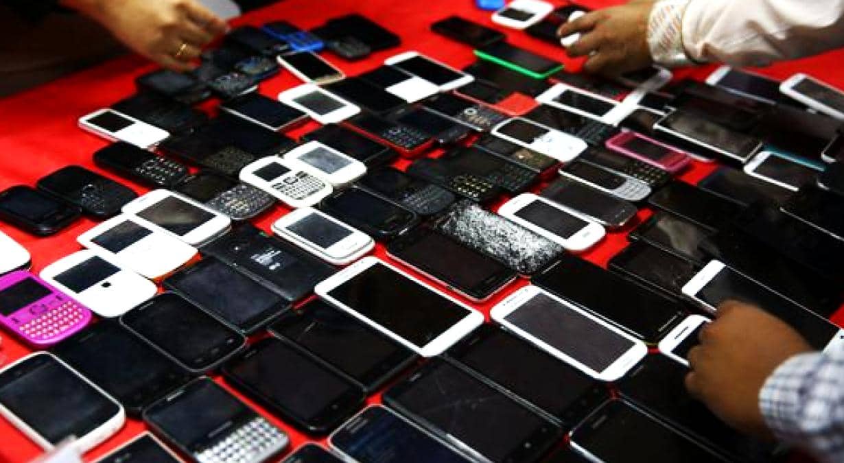 Prohiben-venta-celulares-tianguis-Valle-de-Chalco