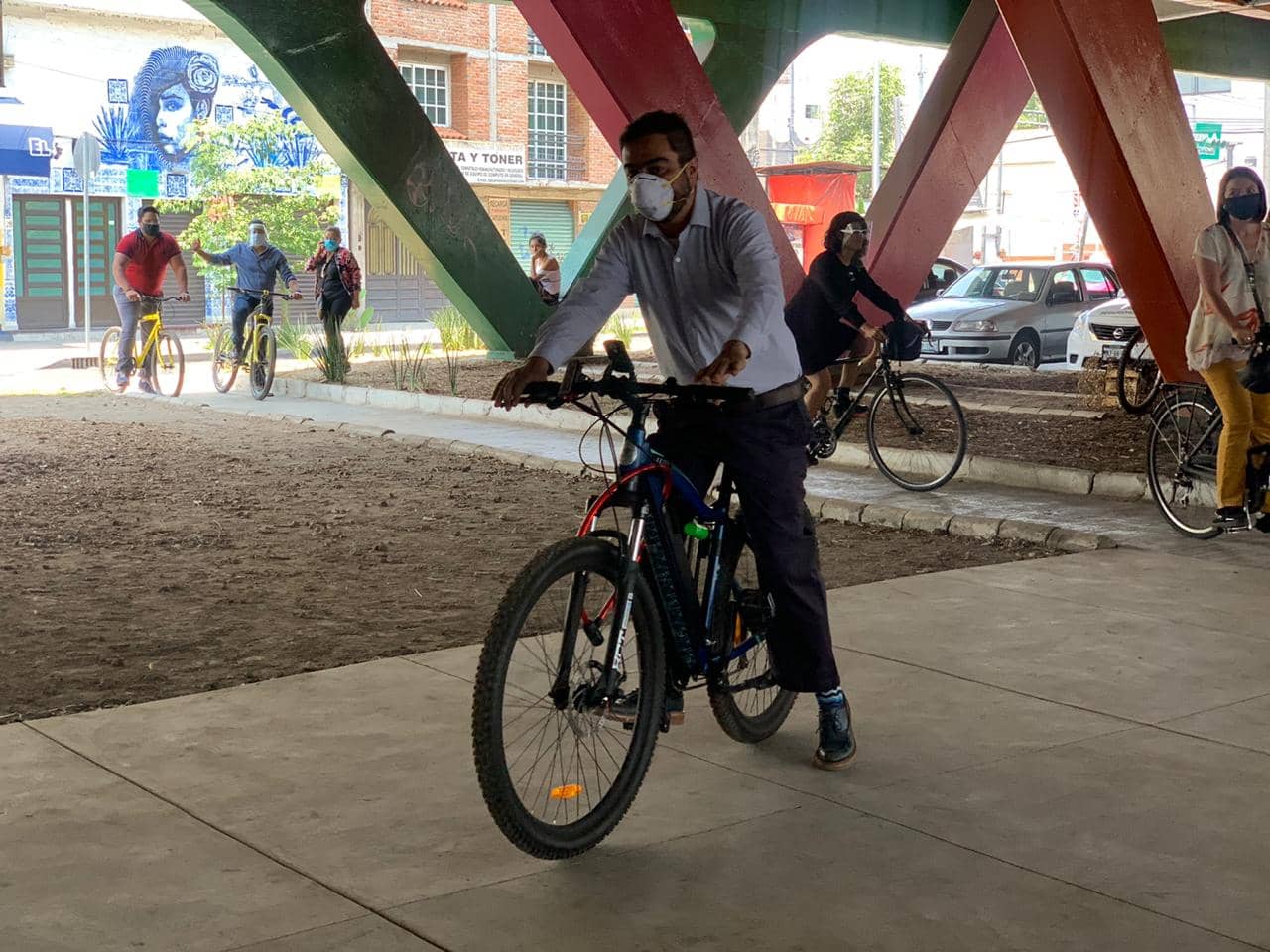 Bici-estacionamieto-en-azcapo vidal llerenas morales