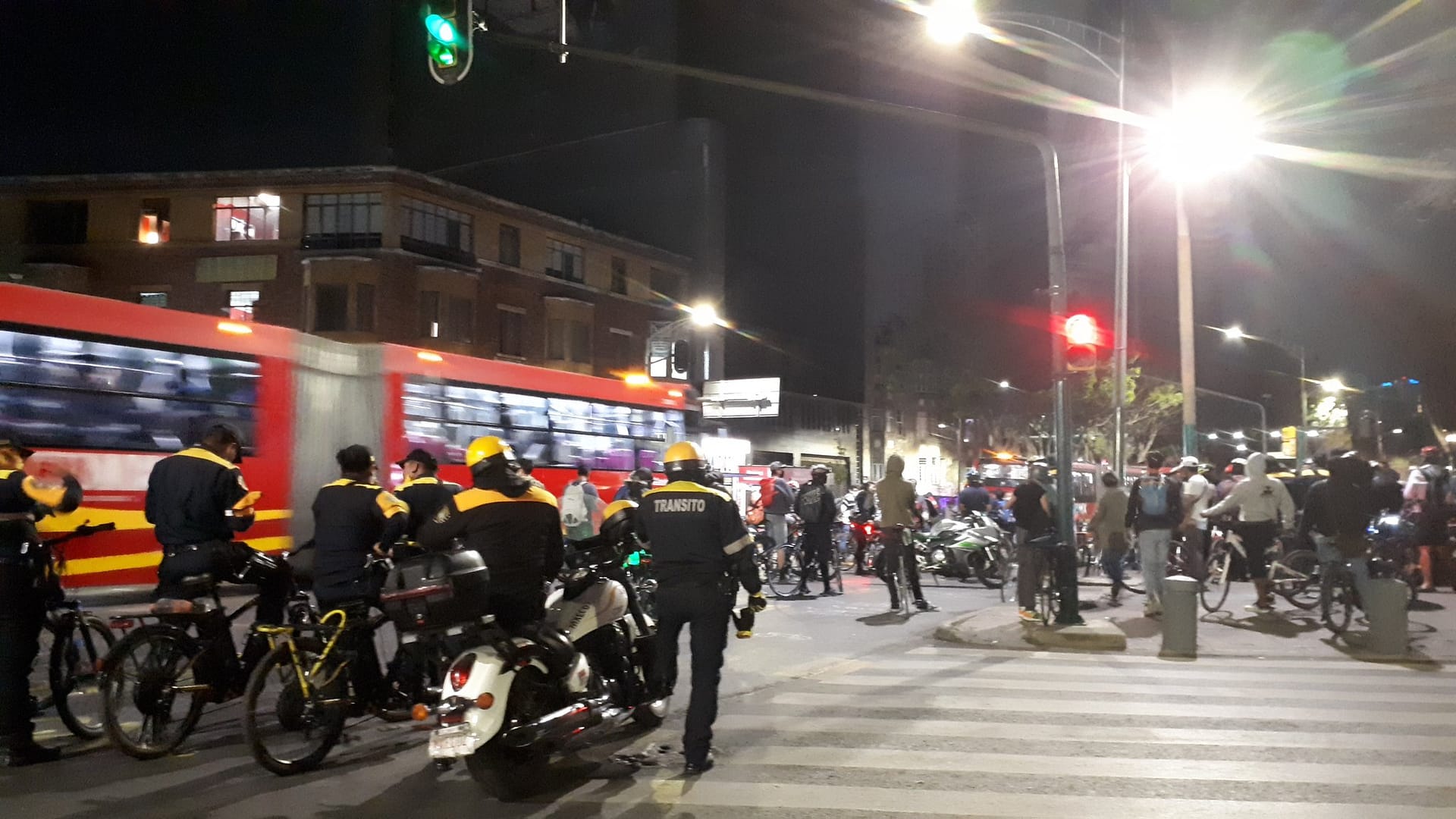 taxi pirata atropella a niño ciclista en acopilco cuajimalpa portada 2